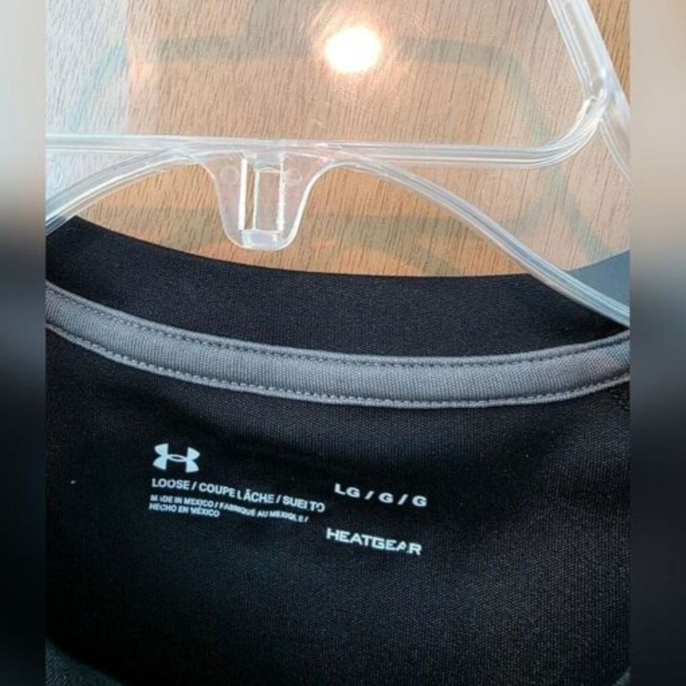 Under Armour Black Shirt Large (#2) (Or Better Offer) - Picture 3 of 3